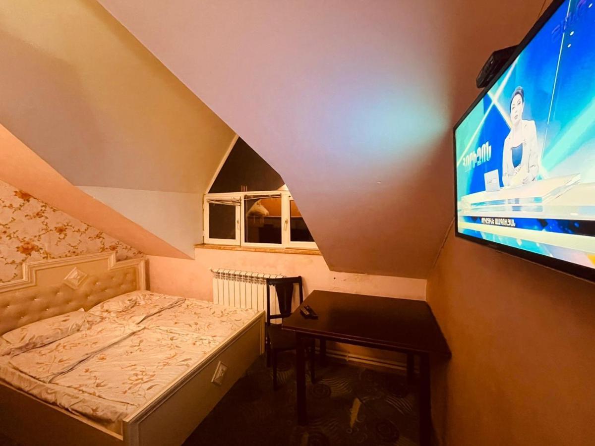 Crystal Villa Hotel Yerevan Luaran gambar